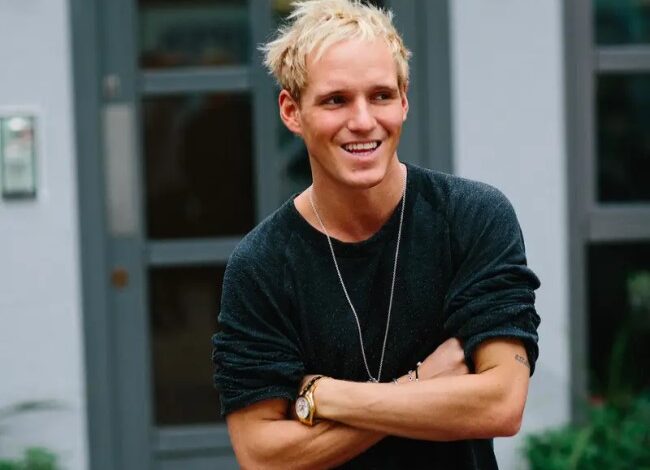 jamie laing